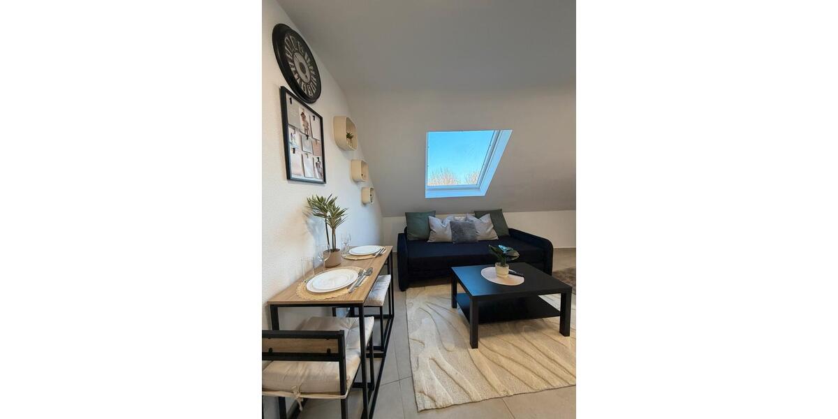 Dachgeschoßwohnung Essen Stadtbezirk III - 2 Zimmer, 55 m&sup2;, 1.900&euro; | Angebot:25322418