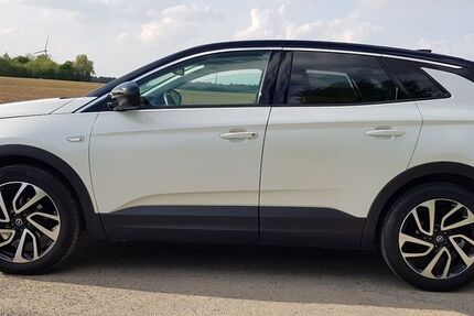 Opel Grandland (X) 84.000 km 17.100 &euro; Dorsten 46286