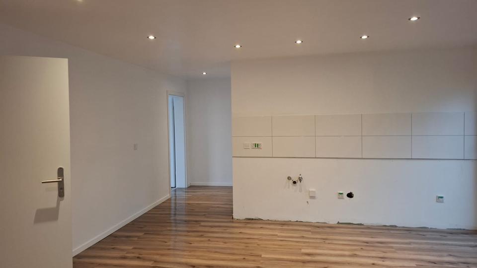 Etagenwohnung Duisburg Duisburg-Mitte - 2 Zimmer, 60 m&sup2;, 840&euro; | Angebot:26030198