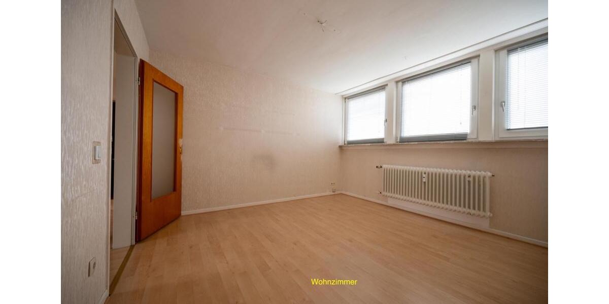Dachgeschoßwohnung Essen Stadtbezirk IV - 3.5 Zimmer, 63 m&sup2;, 500&euro; | Angebot:25170738