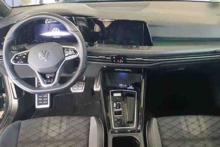 VW Golf 15.820 km 26.890 &euro; Duisburg 47178