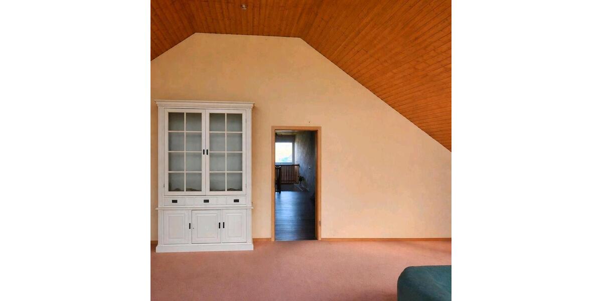 Etagenwohnung Wesel Fusternberg - 3.5 Zimmer, 135 m&sup2;, 329.000&euro; | Angebot:26088737