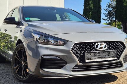 Hyundai i30 78.000 km 13.900 &euro; Essen 45356