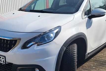 Peugeot 2008 110.000 km 8.700 &euro; Oberhausen 46049