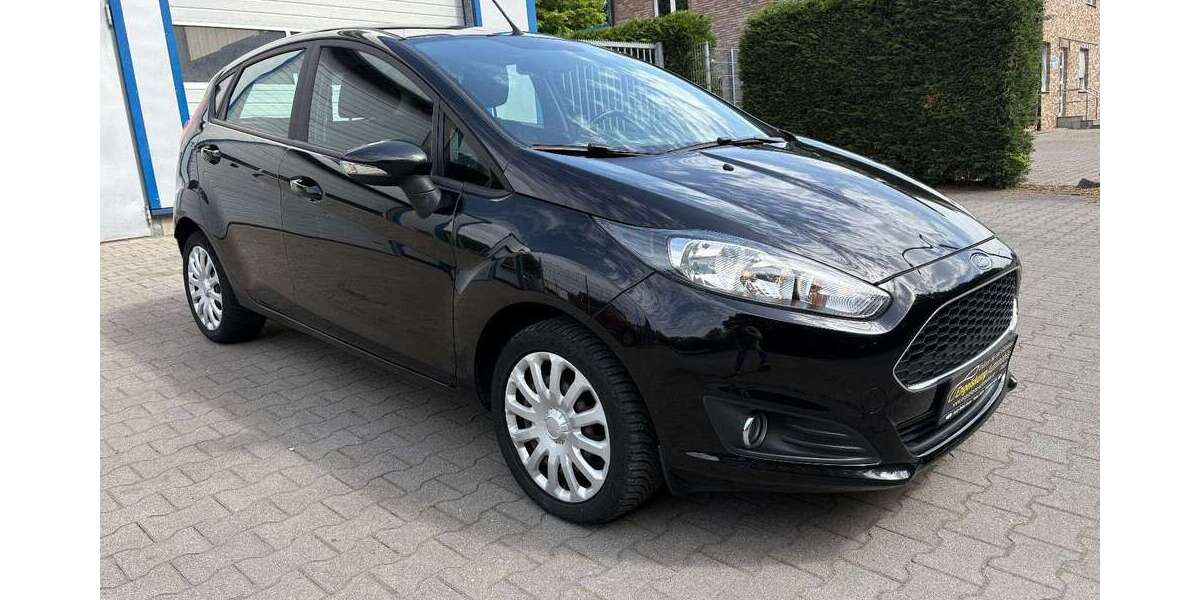 Ford Fiesta 82.000 km 8.990 &euro; Oer-Erkenschwick 45739