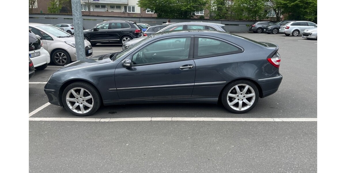 Mercedes-Benz C 160 178.000 km 3.500 &euro; Essen 45121