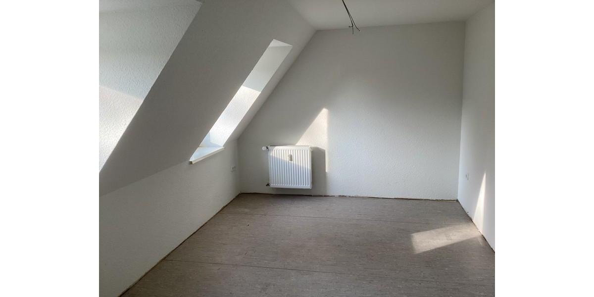 Dachgeschoßwohnung Gelsenkirchen Gelsenkirchen-West - 3.5 Zimmer, 67 m&sup2;, 499&euro; | Angebot:25153111