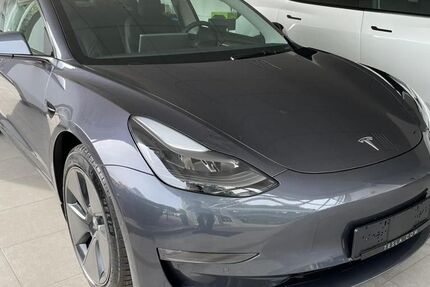 Tesla Model 3 66.350 km 29.990 &euro; Mülheim an der Ruhr 45478