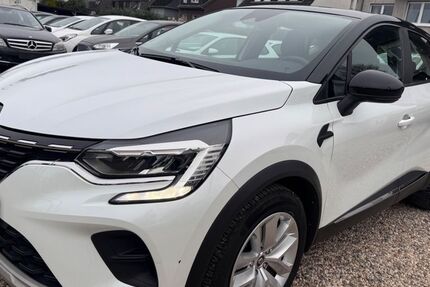 Renault Captur 62.000 km 13.999 &euro; Essen 45355