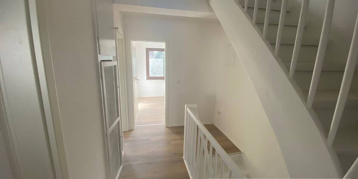 Doppelhaushälfte Oberhausen Stadtmitte - 5 Zimmer, 140 m&sup2;, 389.000&euro; | Angebot:26017989