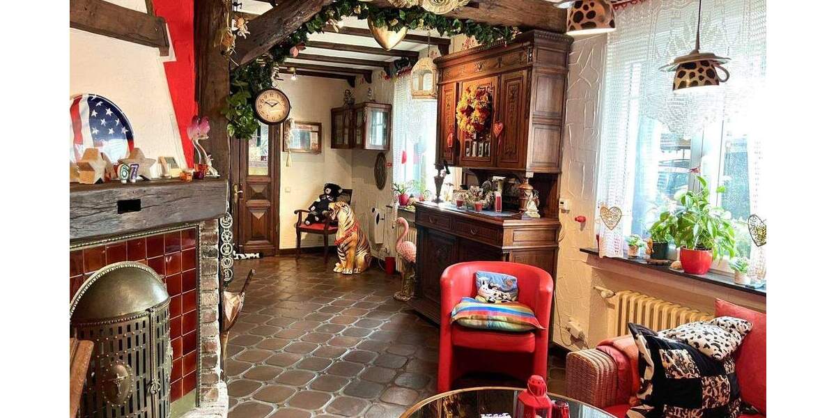 Einfamilienhaus Duisburg Beeck - 5 Zimmer, 126 m&sup2;, 295.000&euro; | Angebot:25688688