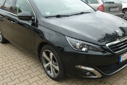Peugeot 308 191.000 km 5.200 &euro; Essen 45144