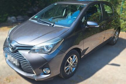 Toyota Yaris 98.076 km 8.590 &euro; Recklinghausen 45665
