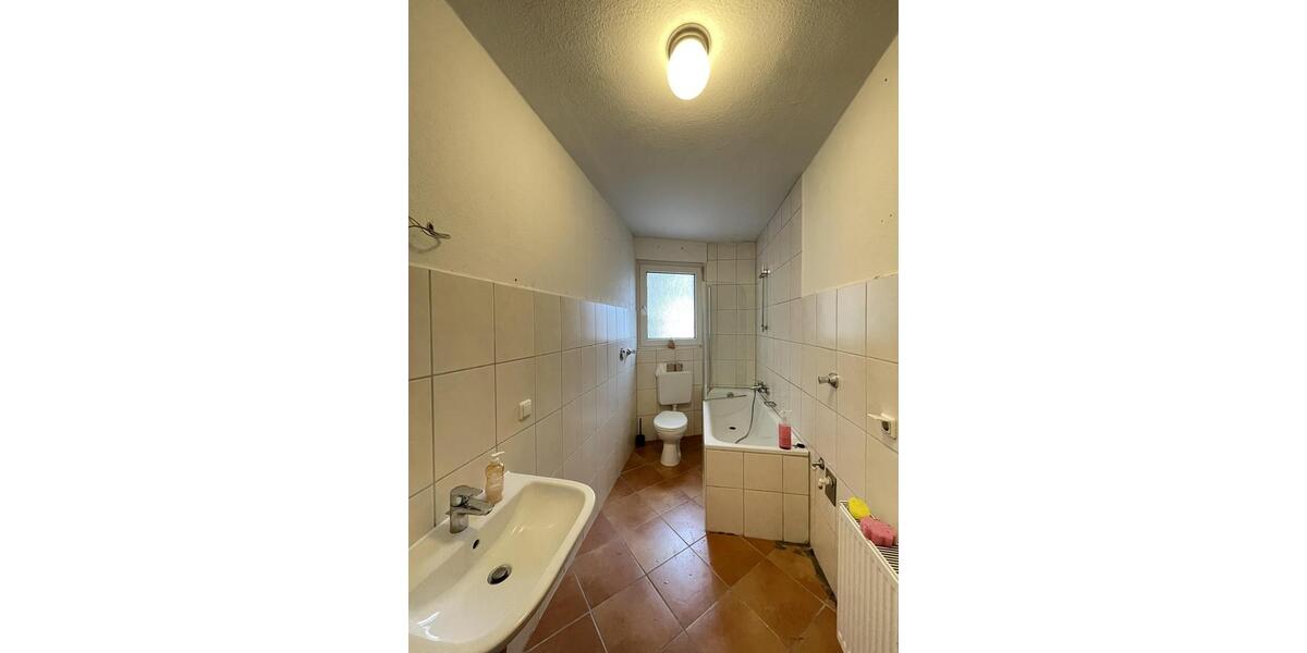 Etagenwohnung Essen Stadtbezirk III - 2.5 Zimmer, 70 m&sup2;, 665&euro; | Angebot:26295360