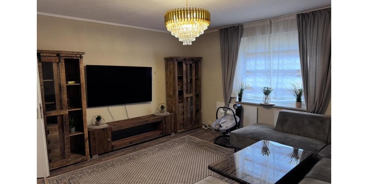 Reihenhaus Gelsenkirchen Rotthausen - 7 Zimmer, 155 m&sup2;, 1.478&euro; | Angebot:26261673