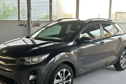 Kia Stonic 100.000 km 10.590 &euro; Borken 46325