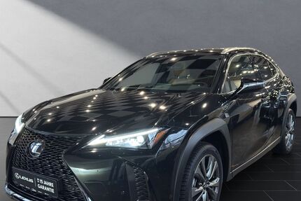 Lexus UX 20.272 km 32.690 &euro; Wesel 46485