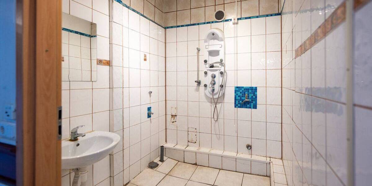 Mehrfamilienhaus, Wohnhaus Mülheim an der Ruhr / Schloß Broich Broich - 1 Zimmer, 425 m&sup2;, 499.000&euro; | Angebot:25738835