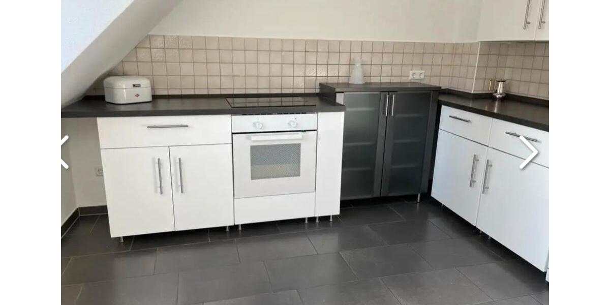 Dachgeschoßwohnung Essen Stadtbezirk IV - 3 Zimmer, 63 m&sup2;, 587&euro; | Angebot:26042228