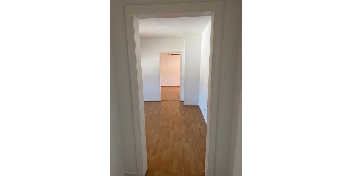 Dachgeschoßwohnung Gelsenkirchen Gelsenkirchen-Nord - 4 Zimmer, 70 m&sup2;, 470&euro; | Angebot:26288115