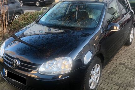 VW Golf 178.000 km 2.000 &euro; Essen 45145