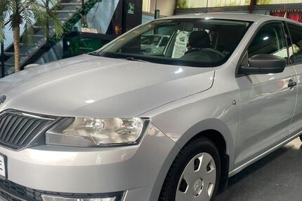 Skoda Rapid 122.000 km 5.590 &euro; Bottrop 46238