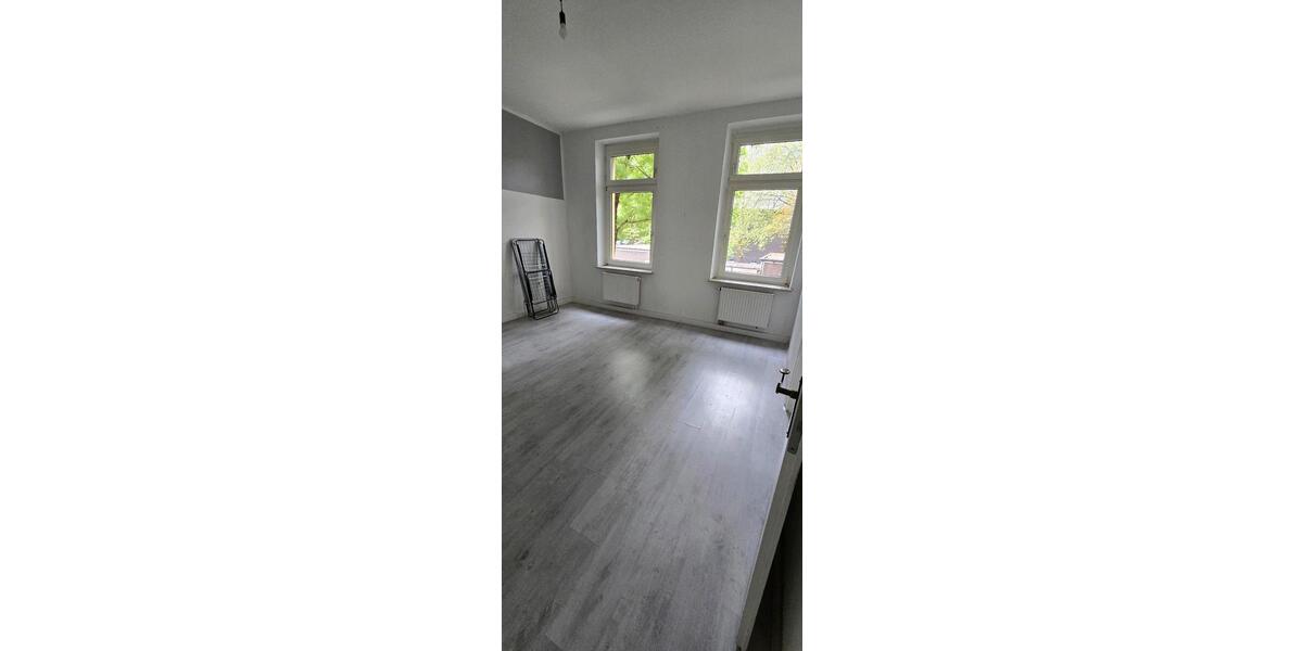 Etagenwohnung Duisburg Duisburg-Mitte - 3 Zimmer, 87 m&sup2;, 850&euro; | Angebot:26250350