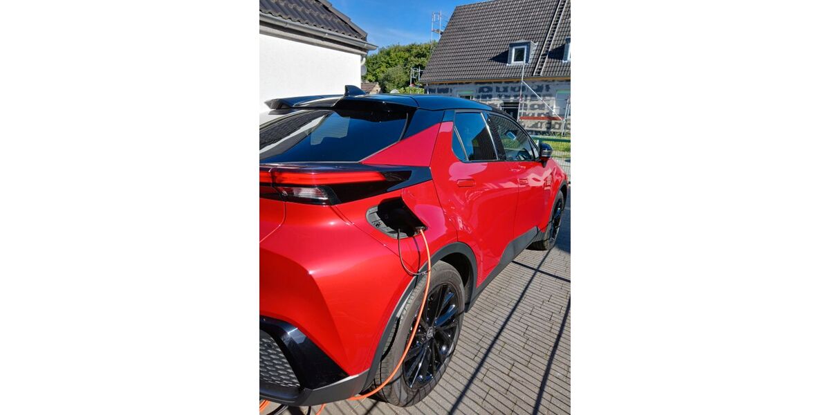 Toyota C-HR 15.000 km 36.500 &euro; Gelsenkirchen 45896