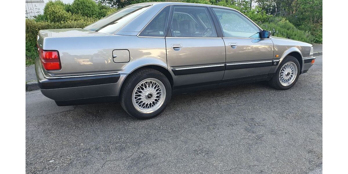 Audi V8 227.150 km 15.000 &euro; Bottrop 46236