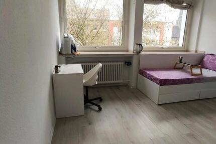 Wohnung Mülheim an der Ruhr - 1 Zimmer, 20 m&sup2;, 599&euro; | Angebot:26256392