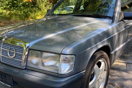 Mercedes-Benz 190 179.500 km 7.200 &euro; Essen 45276