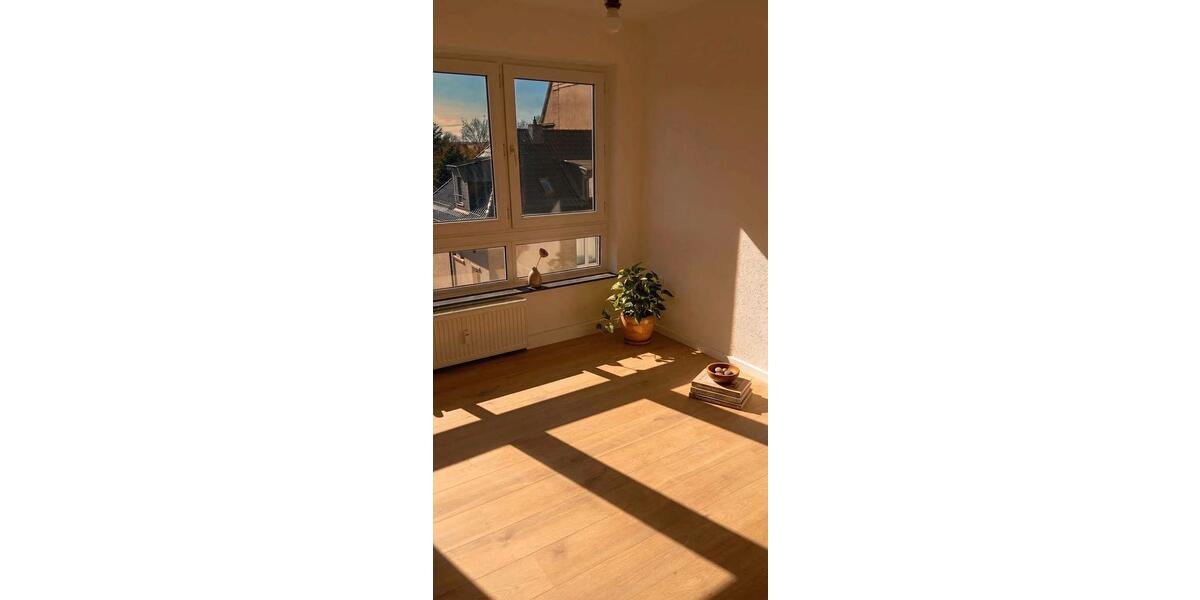 Etagenwohnung Gelsenkirchen Ückendorf - 4 Zimmer, 75 m&sup2;, 562&euro; | Angebot:26271024