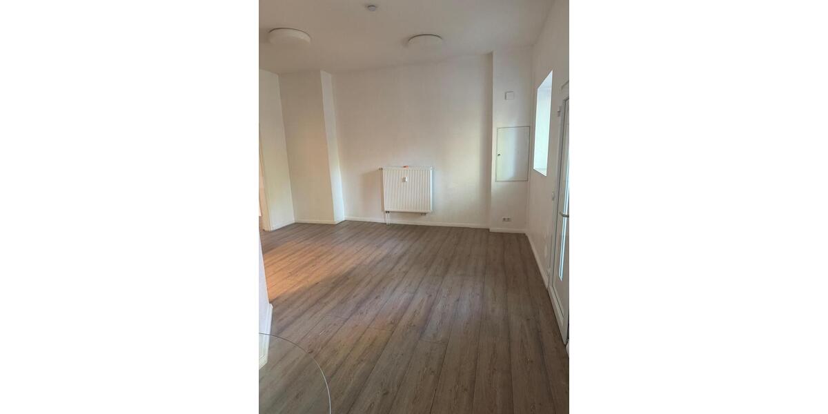 Erdgeschoßwohnung Gelsenkirchen Gelsenkirchen-Mitte - 3.5 Zimmer, 95 m&sup2;, 875&euro; | Angebot:26251812