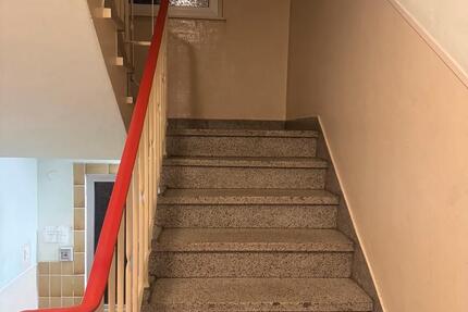 Wohnung Gelsenkirchen Gelsenkirchen-Mitte - 2 Zimmer, 80 m&sup2;, 450&euro; | Angebot:26305504