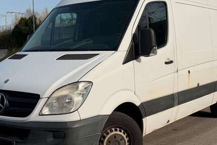 Mercedes-Benz Sprinter 330.041 km 2.490 &euro; Essen 45139
