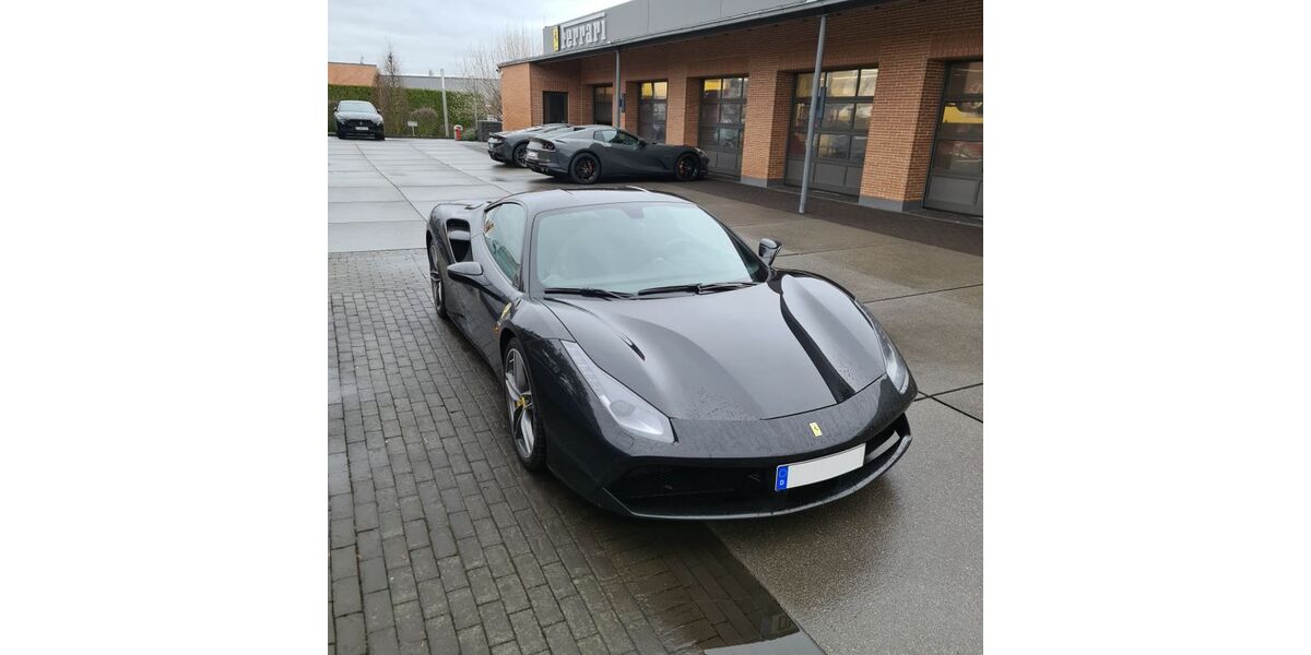 Ferrari 488 GTB 16.800 km 229.900 &euro; Rheinberg 47495