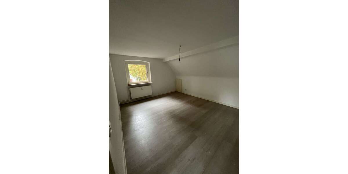 Etagenwohnung Gelsenkirchen Bismarck - 3 Zimmer, 56 m&sup2;, 430&euro; | Angebot:26013759