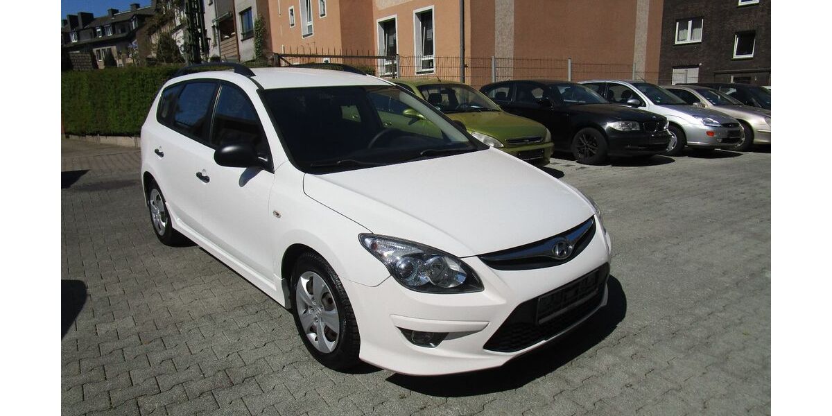 Hyundai i30 103.000 km 4.999 &euro; Oberhausen 46117