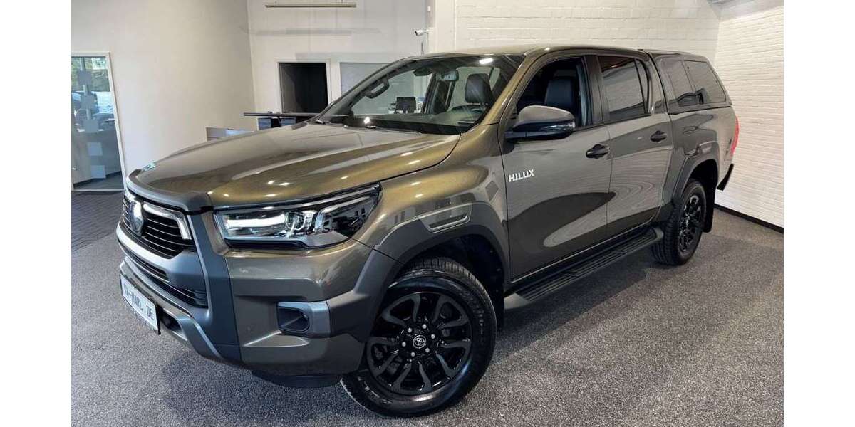Toyota Hilux 32.400 km 48.990 &euro; Oberhausen 46047