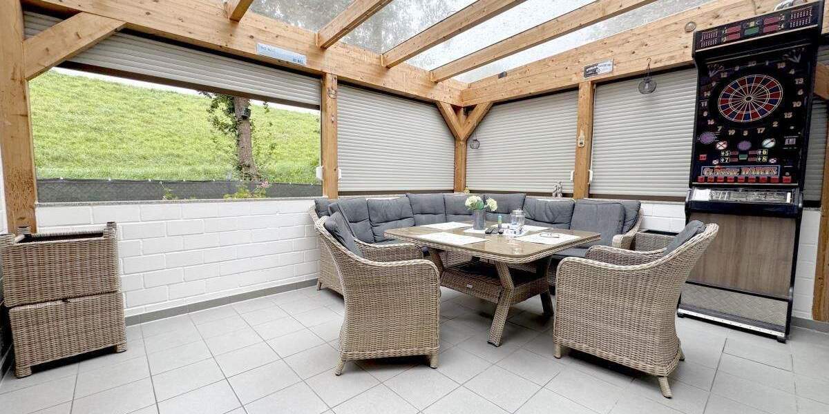 Einfamilienhaus Oberhausen Schwarze Heide - 7 Zimmer, 176 m&sup2;, 595.000&euro; | Angebot:25709904