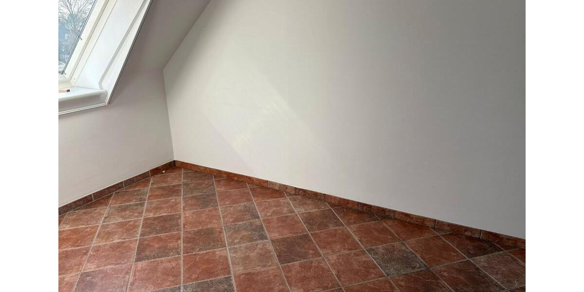 Etagenwohnung Duisburg Walsum - 3 Zimmer, 88 m&sup2;, 1.012&euro; | Angebot:26285184