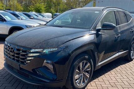 Hyundai TUCSON 168.332 km 17.136 &euro; Wesel 46485