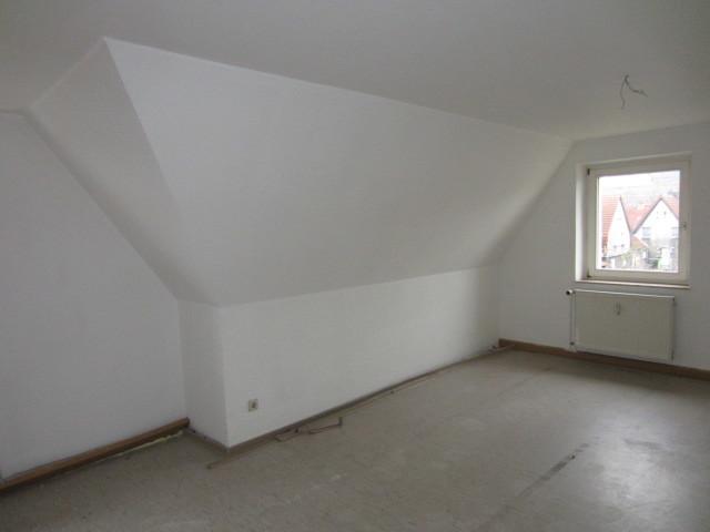 Dachgeschoßwohnung Herten Bertlich - 4.5 Zimmer, 77 m&sup2;, 372&euro; | Angebot:24081275