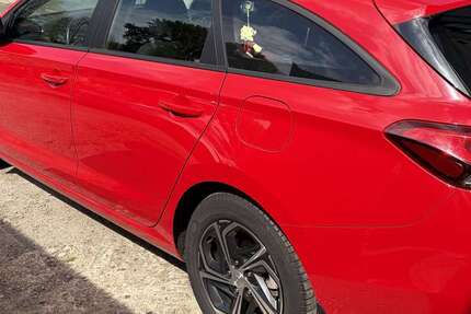 Hyundai i30 52.000 km 16.900 &euro; Oberhausen 46149