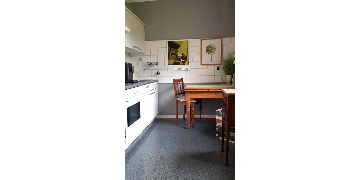 Etagenwohnung Essen Stadtbezirk IV - 1 Zimmer, 36 m&sup2;, 380&euro; | Angebot:26129546