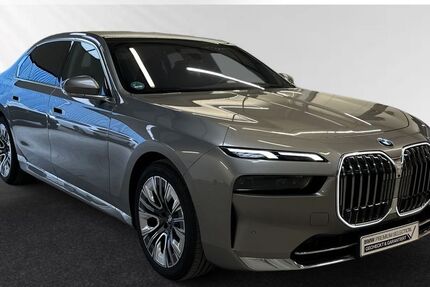 BMW 740 47.121 km 84.741 &euro; Wesel 46485