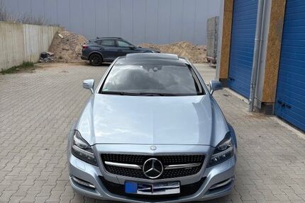 Mercedes-Benz CLS 350 198.000 km 16.900 &euro; Gelsenkirchen 45888