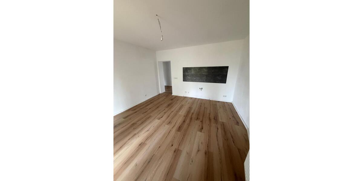 Etagenwohnung Gelsenkirchen Gelsenkirchen-Mitte - 1 Zimmer, 88 m&sup2;, 800&euro; | Angebot:25920221