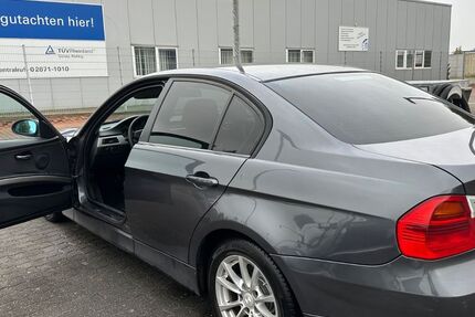 BMW 320 240.000 km 2.900 &euro; Wesel 47487
