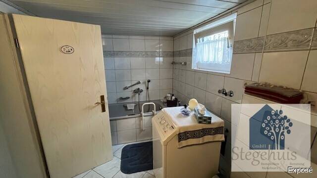 Einfamilienhaus Wesel Ginderich - 7 Zimmer, 185 m&sup2;, 385.000&euro; | Angebot:26515159